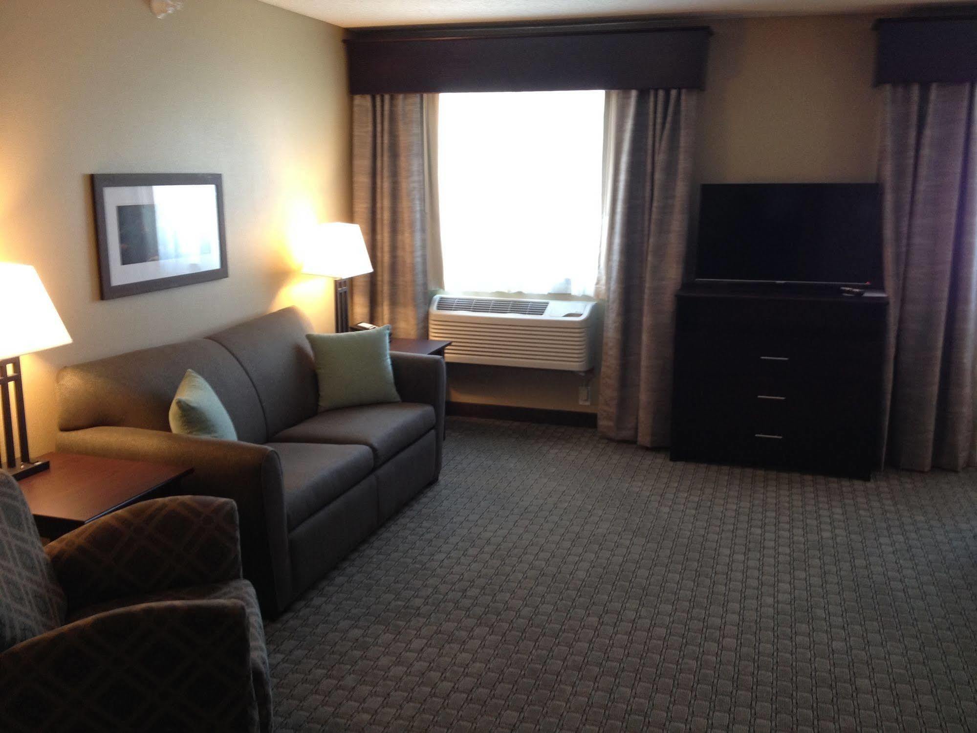 Grandstay Hotel & Suites - Glenwood מראה חיצוני תמונה